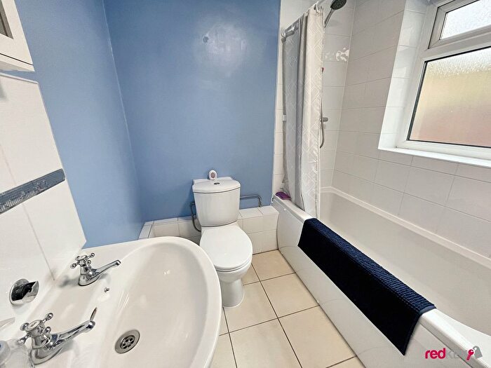 2 Bedroom Detached House To Rent In Albert Terrace, Newport, NP20