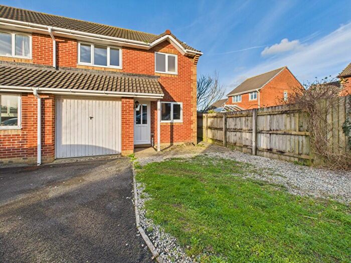 3 Bedroom Semi-Detached House To Rent In Elizabeth Road, Bude, EX23