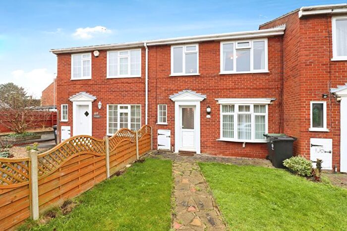 3 Bedroom Terraced House To Rent In Whitehouse Court, Rushden, NN10