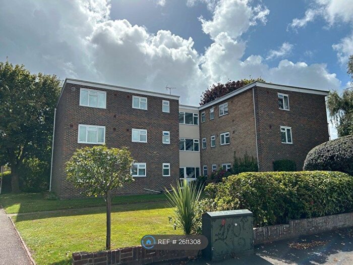 2 Bedroom Flat To Rent In Jupps Lane, Goring-By-Sea, Worthing, BN12