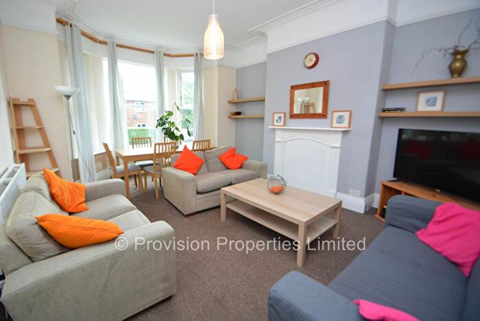 8 Bedroom Terraced House To Rent In Delph Lane, Woodhouse, Leeds, LS6