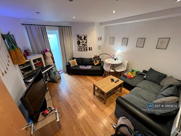 1 Bedroom Flat To Rent In Priory Road, London, NW6