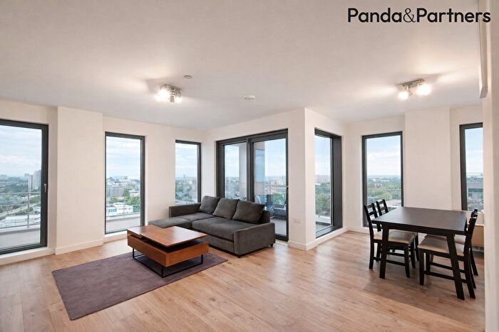 1 Bedroom Flat To Rent In Legacy Tower, London, E15