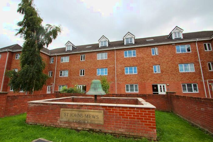 2 Bedroom Apartment To Rent In Tullis Gardens, Bridgeton, G40