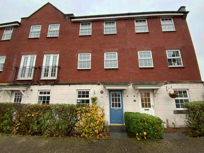 3 Bedroom Town House To Rent In Doe Close, Penylan, Cardiff, CF23