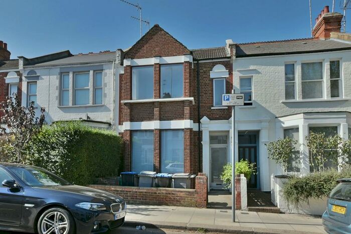 2 Bedroom Flat To Rent In Riffel Road, NW2
