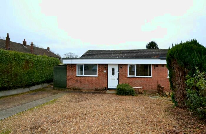 3 Bedroom Semi-Detached Bungalow For Sale In Windmill Close, Barkway, Royston, SG8