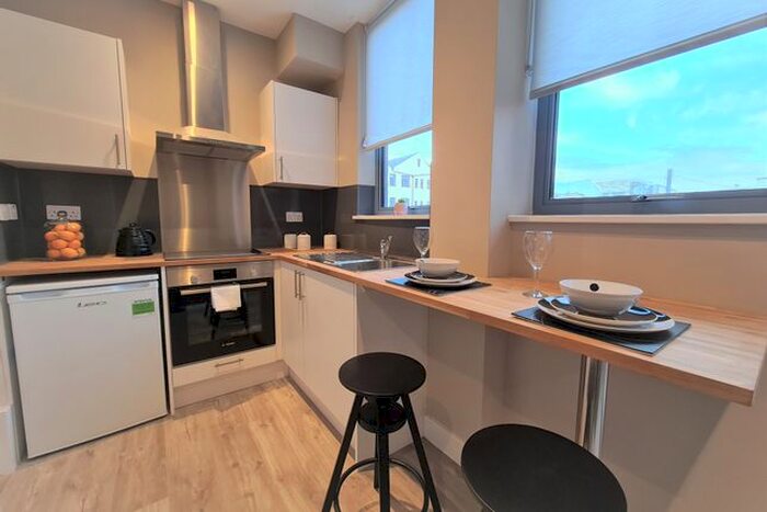 1 Bedroom Flat To Rent In Exchange Road, Watford, WD18