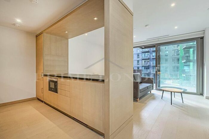 1 Bedroom Flat To Rent In Legacy Building, Embassy Gardens, Nine Elms, SW11