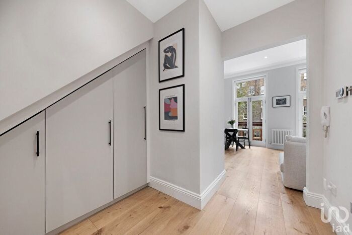 1 Bedroom Flat For Sale In Lanhill Road, London, W9