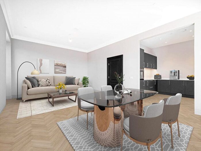 2 Bedroom Flat For Sale In Leslie, Glenrothes, Fife, KY6