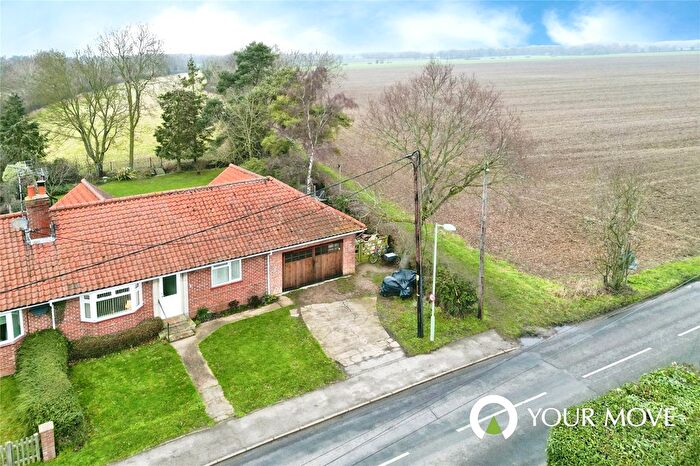 3 Bedroom Bungalow For Sale In Hogg Lane, Ilketshall St. Lawrence, Beccles, Suffolk, NR34