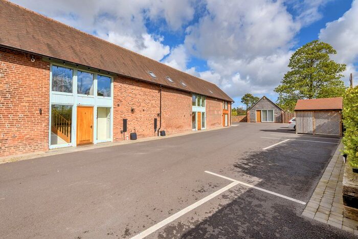 3 Bedroom Barn Conversion For Sale In Wolverhampton Road, Stourbridge, DY7