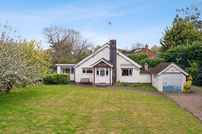 3 Bedroom Detached Bungalow For Sale In Fern Lane, Little Marlow, SL7