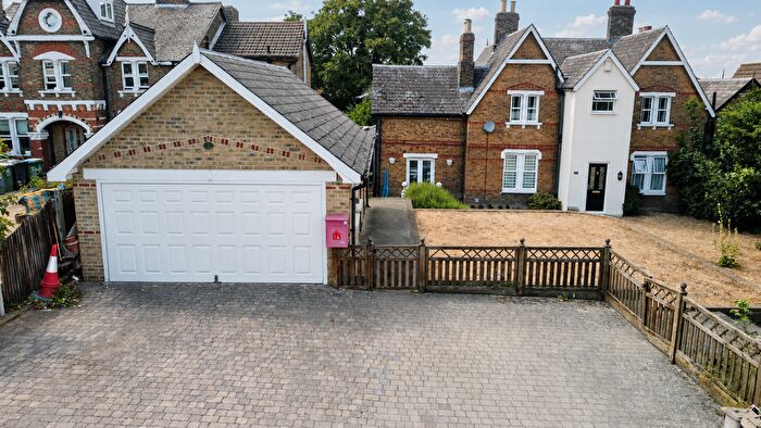 4 Bedroom Property For Sale In Lower Park Road, Belvedere, DA17