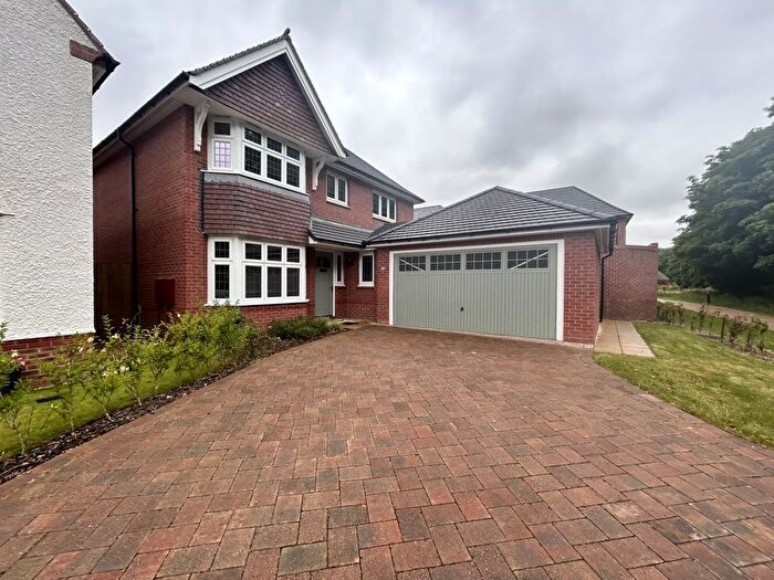 3 Bedroom Detached House To Rent In Papal Cross Close, Liverpool, L25