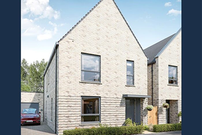 3 Bedroom Detached House For Sale In Swindon Road, Highworth, Swindon, SN6