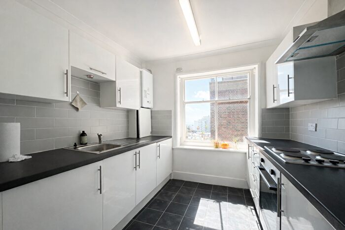 1 Bedroom Flat To Rent In Western Road, Hove, BN3