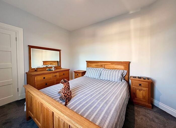 2 Bedroom Cottage For Sale In Broomknowe, Dalmellington, KA6
