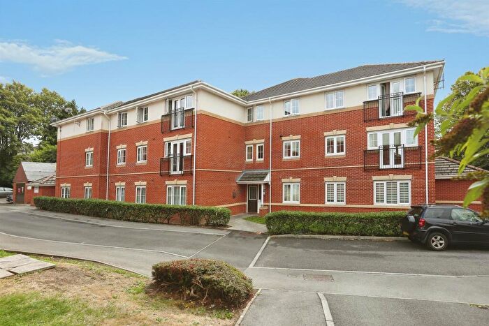 2 Bedroom Flat For Sale In Mirabella Close, Southampton, SO19