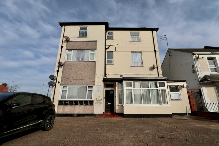 1 Bedroom Flat To Rent In West Avenue, Clacton-on-Sea, CO15