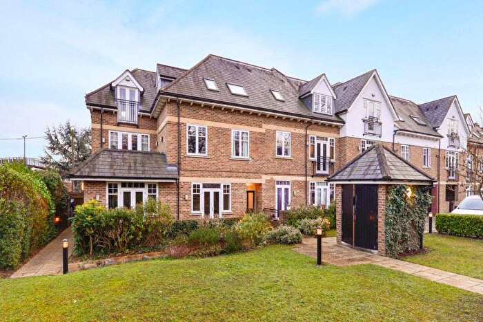 2 Bedroom Flat To Rent In Fusion Court, Kingston Vale, London, SW15