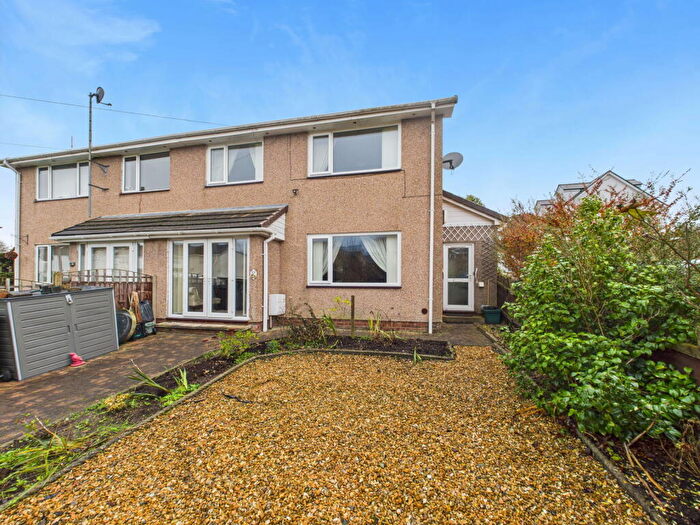 3 Bedroom Semi Detached House For Sale In Holcot Road, Coalway, Coleford, GL16