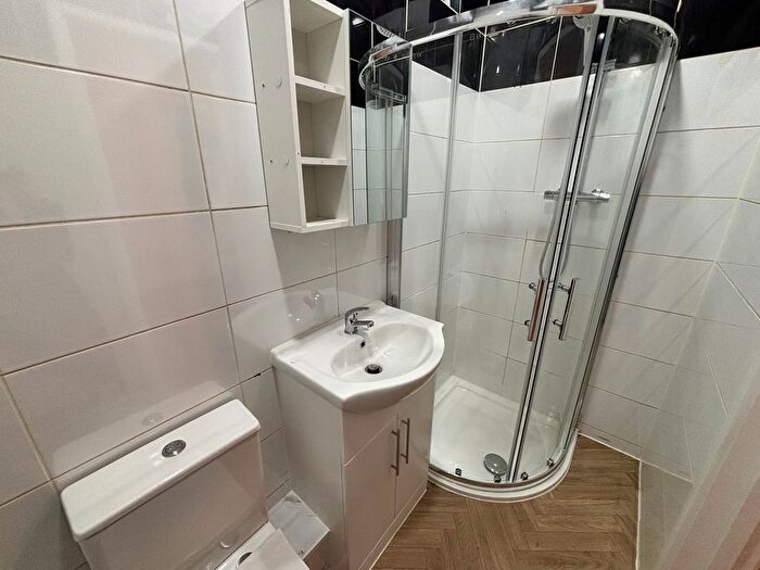 1 Bedroom Flat To Rent In Arboretum Road, Walsall, WS1