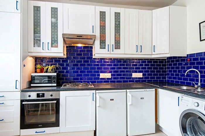 1 Bedroom Flat For Sale In Chetwynd Road, London, NW5