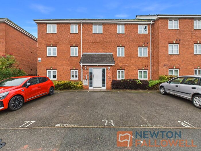 2 Bedroom Flat For Sale In Squires Grove, New Invention, WV12