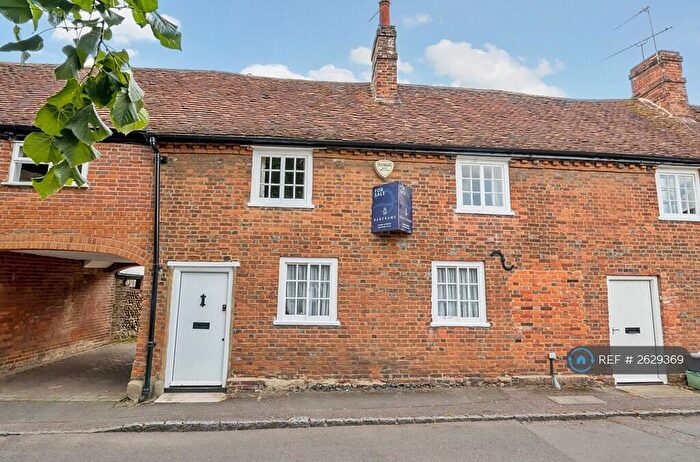 3 Bedroom Terraced House To Rent In Sherpards Lane, Beaconsfield, HP9