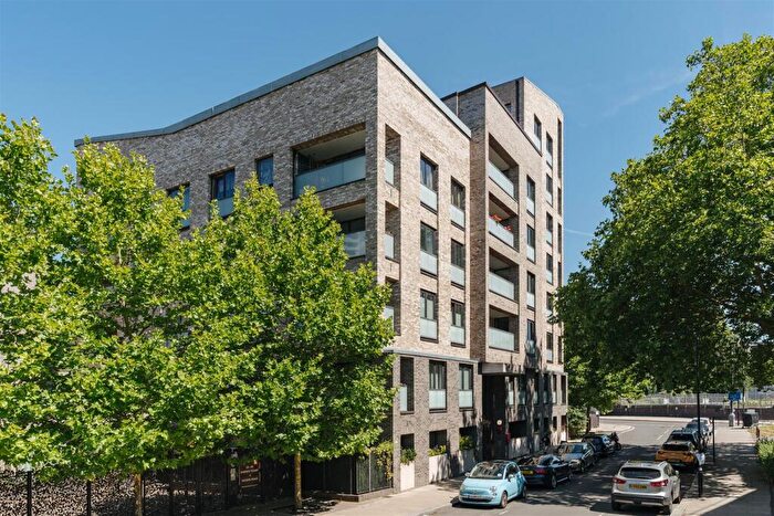 2 Bedroom Flat To Rent In Vicars Road, London, NW5