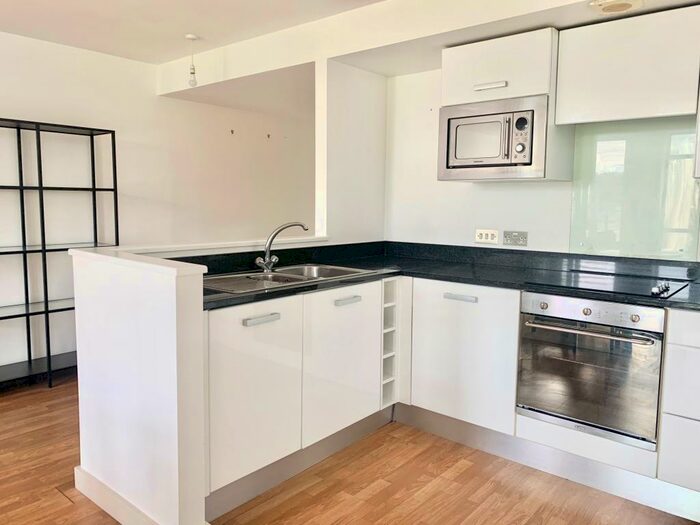 2 Bedroom Apartment To Rent In Carlin House, Beeston, NG9