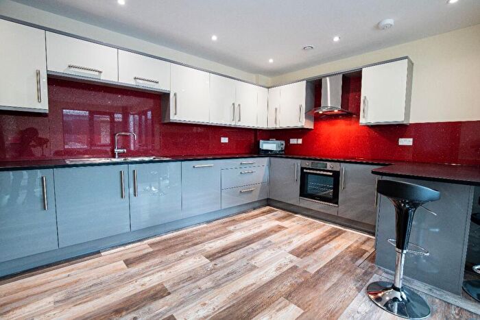 3 Bedroom Apartment To Rent In Ecco, S11