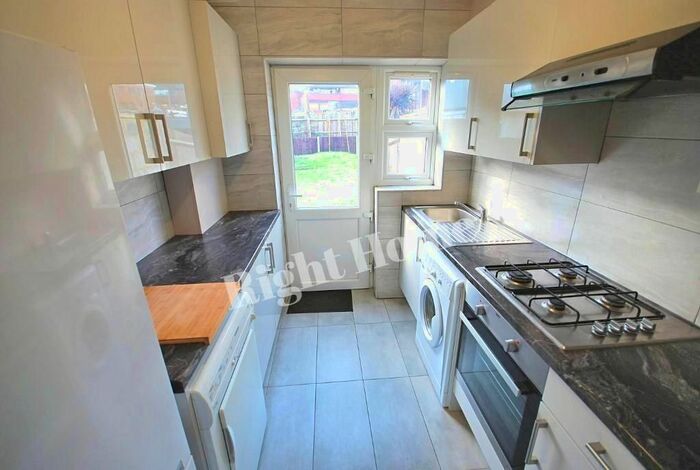 3 Bedroom Terraced House To Rent In Sunleigh Road, Wembley, Middlesex HA0