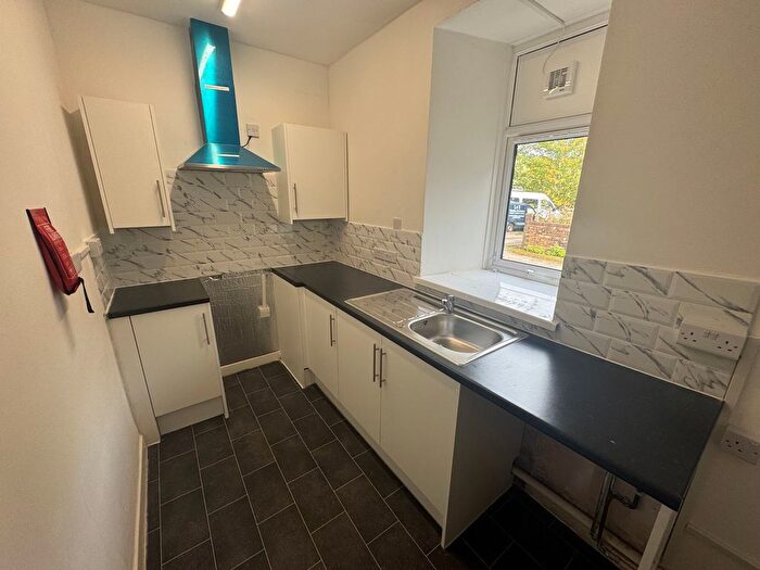 1 Bedroom Flat To Rent In Office Street, Tai Cwm Office Street, CF39