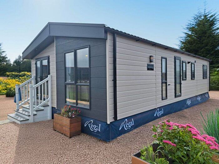 2 Bedroom Park Home For Sale In Woodleigh Caravan Park, EX6