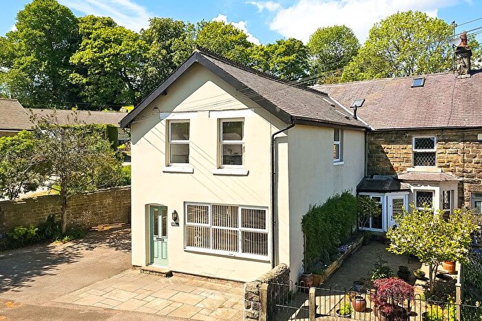 2 Bedroom Semi-detached House For Sale In Dacre Banks, Harrogate, HG3