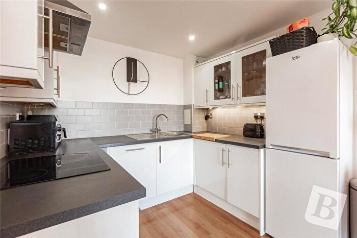 2 Bedroom Apartment For Sale In Market Place, Romford, RM1