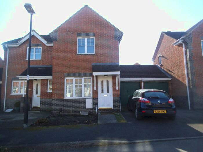 2 Bedroom Semi-Detached House To Rent In Coleridge Road, Swindon, SN25