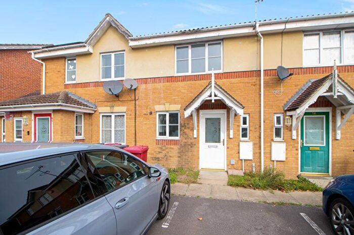 2 Bedroom Terraced House To Rent In Scholars Walk, Slough, SL3