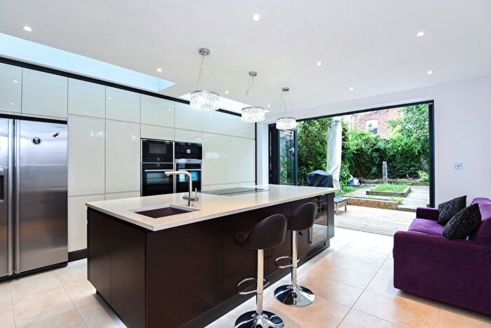 4 Bedroom Detached House To Rent In Rathcoole Avenue, Crouch End, London, N8