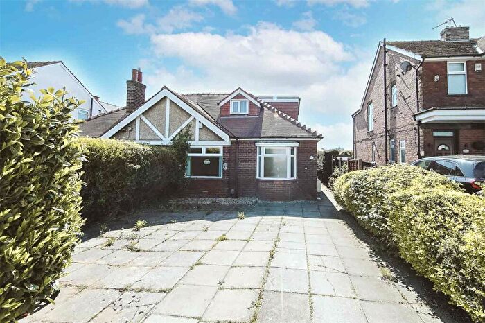3 Bedroom Bungalow For Sale In Haig Avenue, Southport, Merseyside, PR8