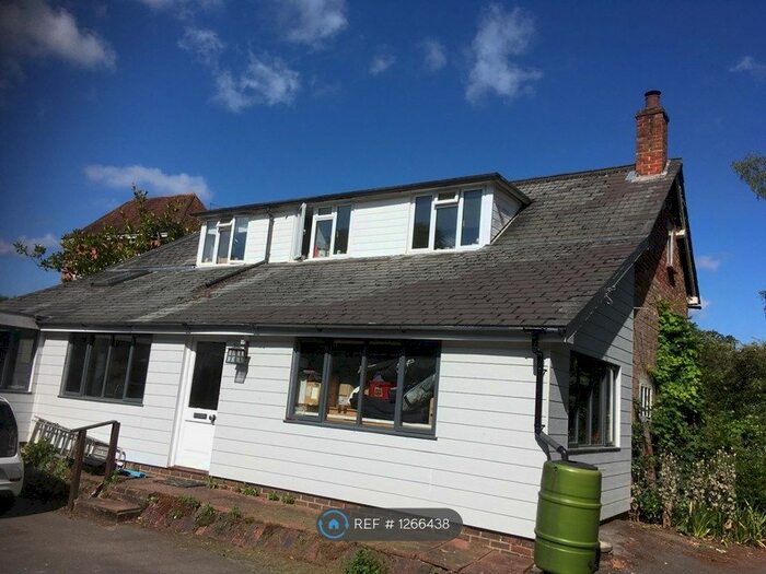 1 Bedroom Flat To Rent In Brook End, Guildford GU5