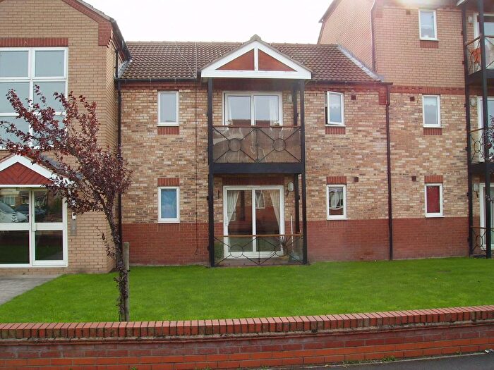 2 Bedroom Flat To Rent In Roundhill Court, Lakeside, DN4