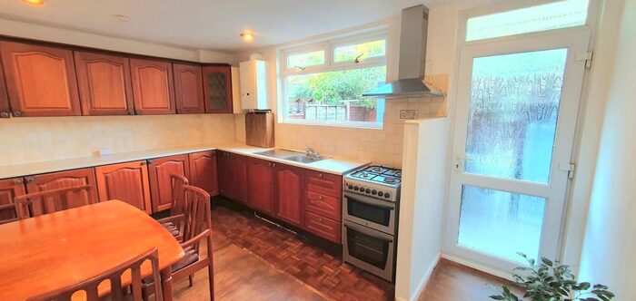 4 Bedroom Semi-Detached House To Rent In Ham Park Road, London, E7