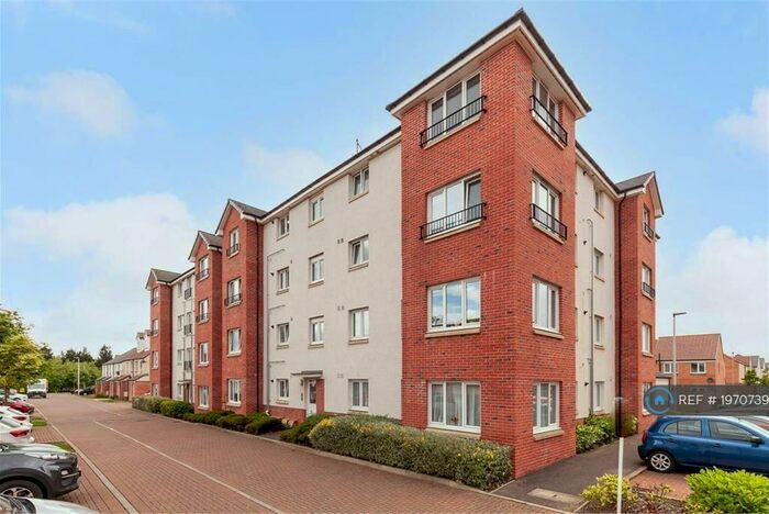 2 Bedroom Flat To Rent In Torwood Crescent, Edinburgh, EH12