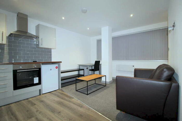 1 Bedroom Flat To Rent In Paragon Street, City Centre, Hull, HU1