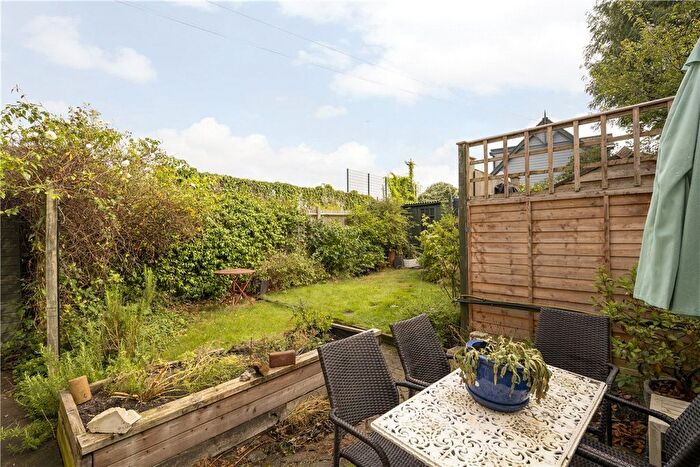 2 Bedroom Flat For Sale In Trinity Fields, Wandsworth Common, London, SW17