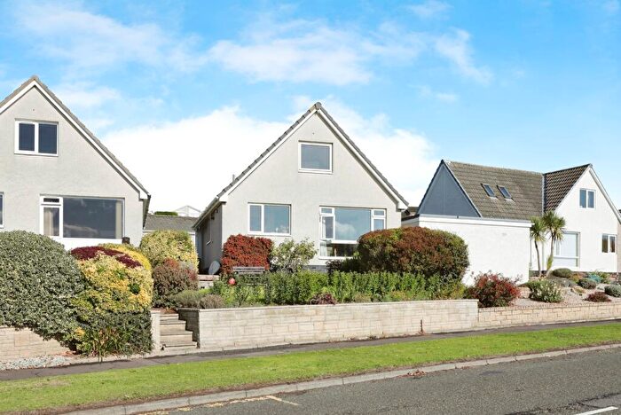 4 Bedroom Detached House For Sale In Pinnel Place, Dalgety Bay, Dunfermline, Fife, KY11